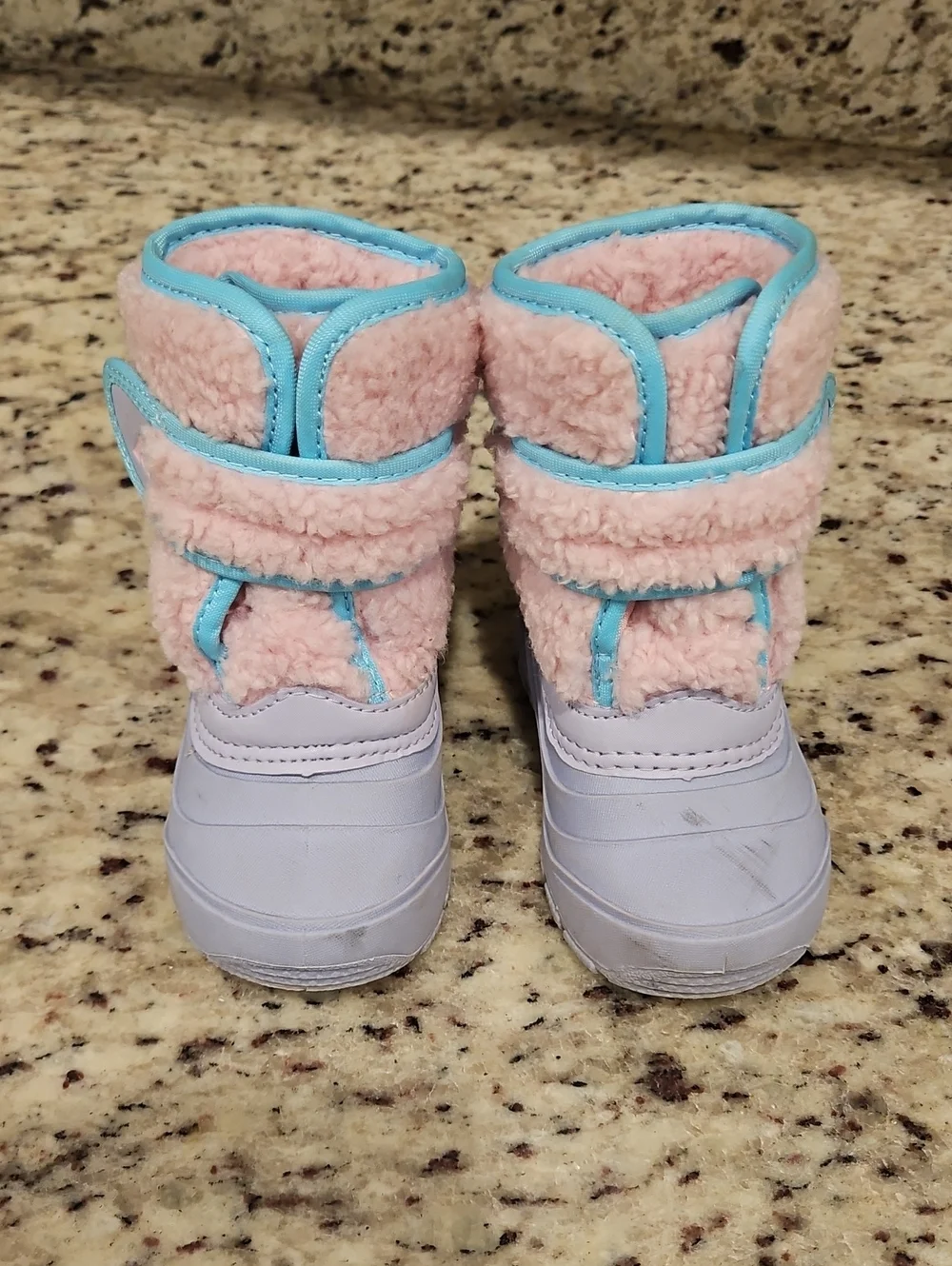 Ozark Trail Pink/Purple Sherpa Girls Winter Boots with Light Blue Trim, Size 6